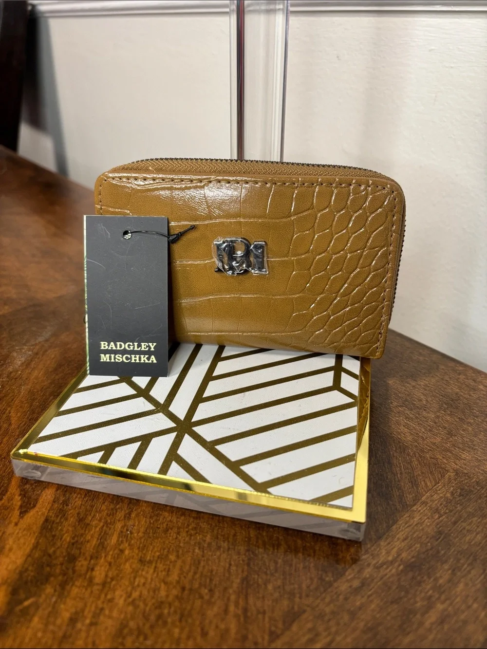 Badgley Mischka Tan Croc-Embossed Snap Card Case with Zipper Coin Compartment
